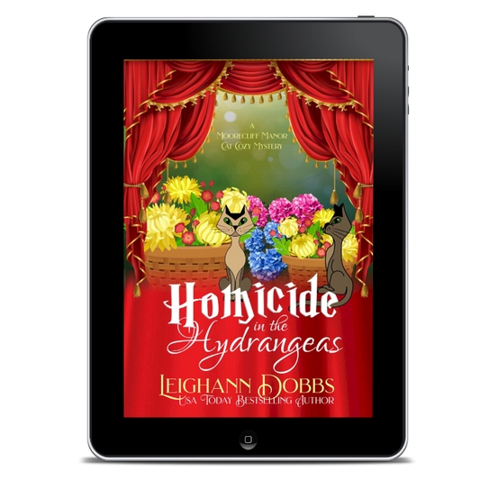 Homicide In The Hydrangeas (EBOOK)